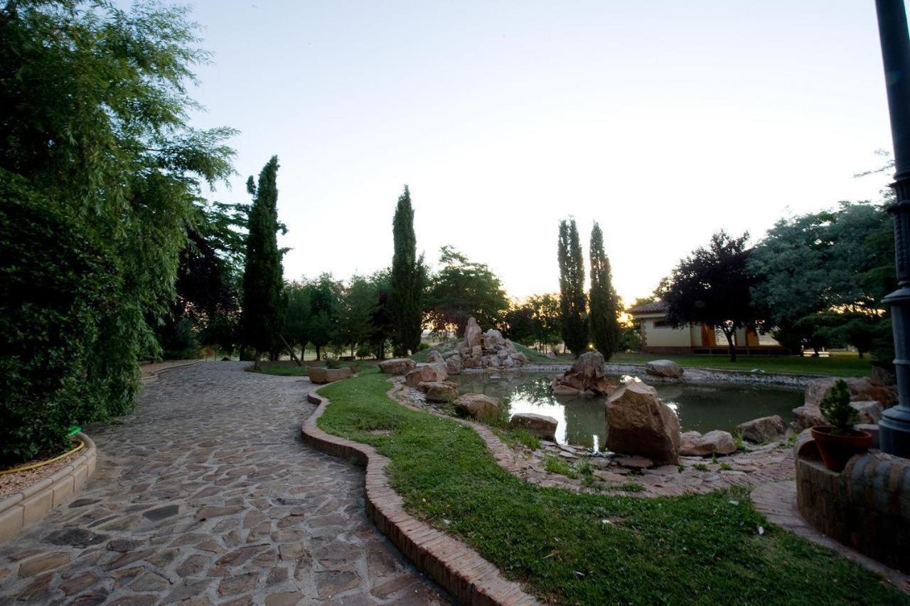 Balneario Cervantes Santa Cruz de Mudela Kültér fotó