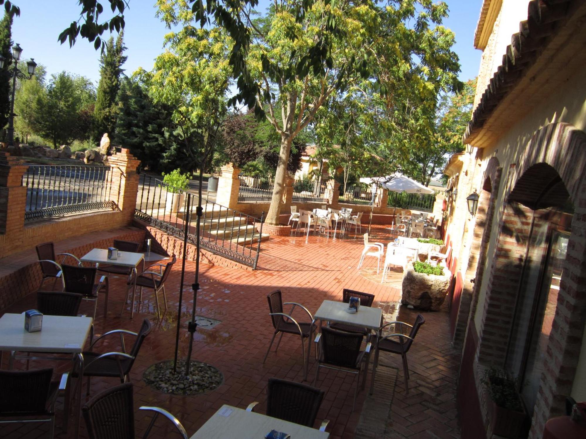 Balneario Cervantes Santa Cruz de Mudela Kültér fotó